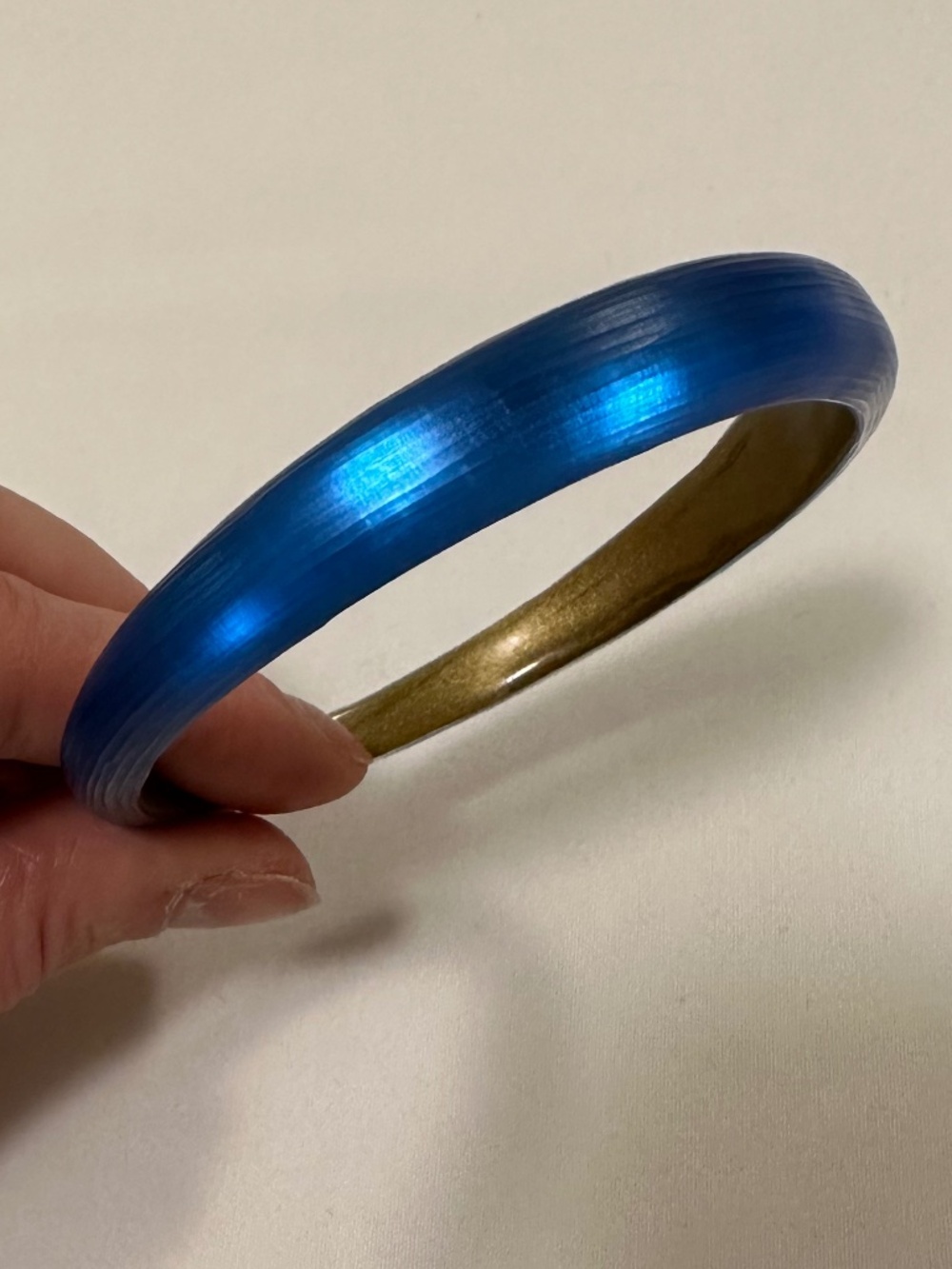 Alexis Bittar Lucite Skinny Tapered Bangle Bracelet 🔷Royal Blue🔷 - Picture 3 of 3